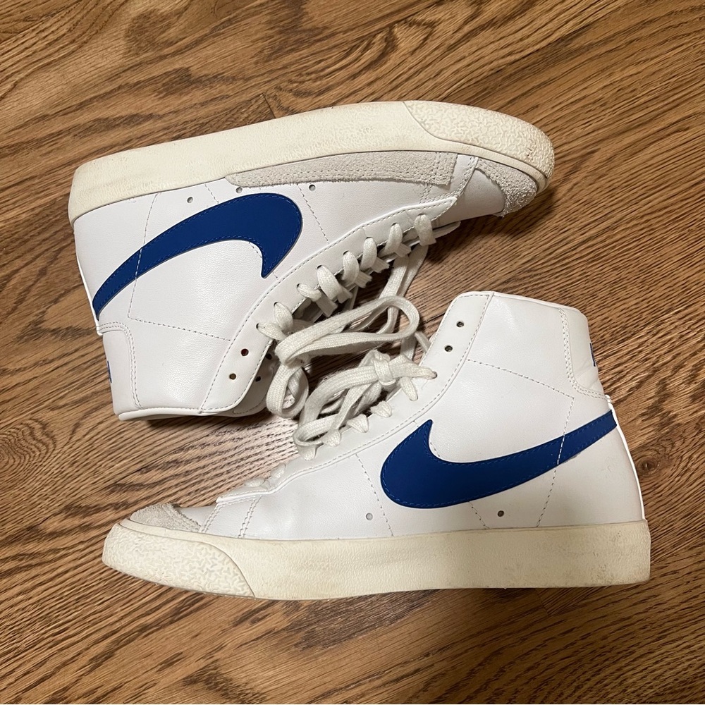 Nike Blazer Mid ‘77 White and Blue, Size 7 (Women) - No insoles